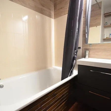 Combes - 3 Personnes A Brelin Mae-6044 Διαμέρισμα